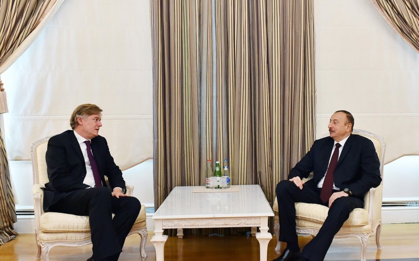 Президент Ильхам Алиев принял генерального секретаря Европейской народной партии