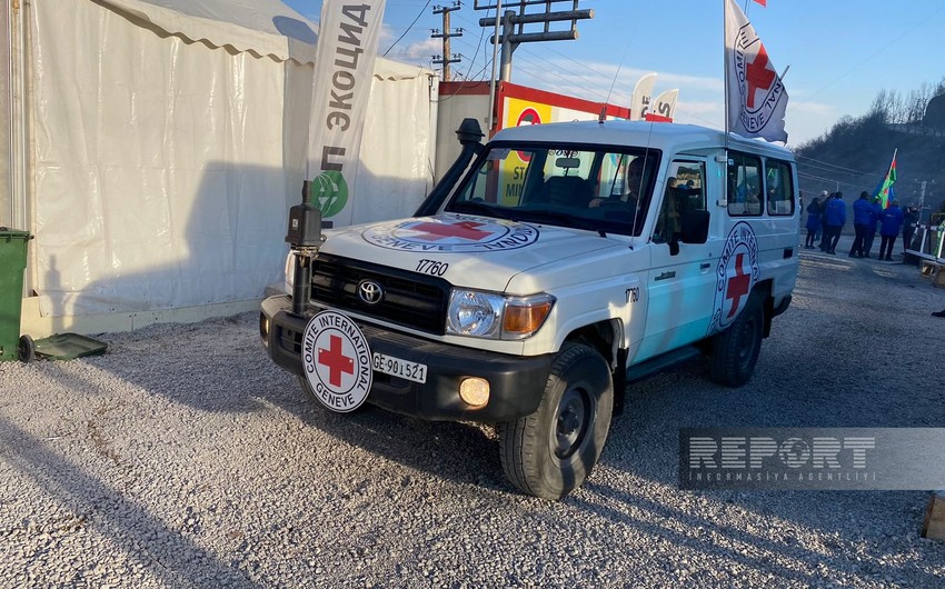 ICRC vehicles freely use Khankandi-Lachin road 