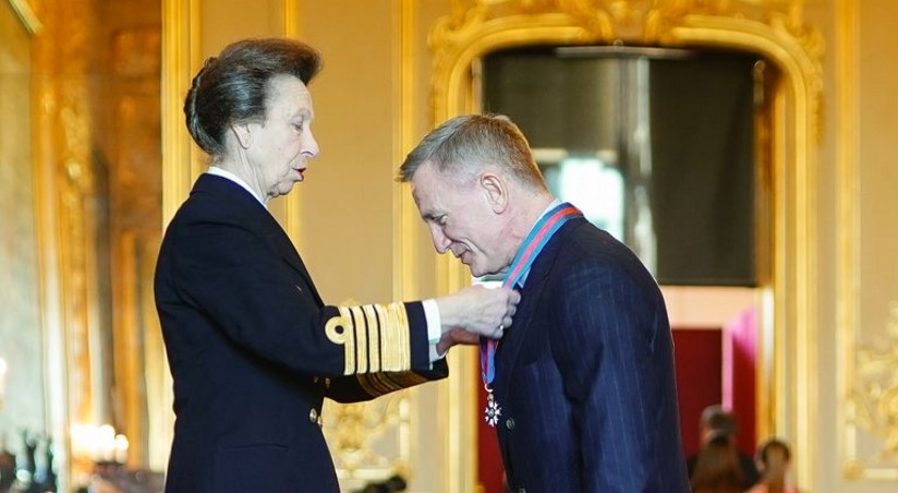 Daniel Kreyq Cəngavər Ordeni ilə təltif edilib<span class="qirmizi"></span>