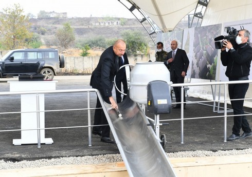 Президент заложил фундамент Кяльбаджарского музея Оккупации и Победы, завода по производству воды