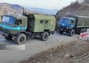 2 vehicles of Russian peacekeepers move freely on Khankandi-Lachin road