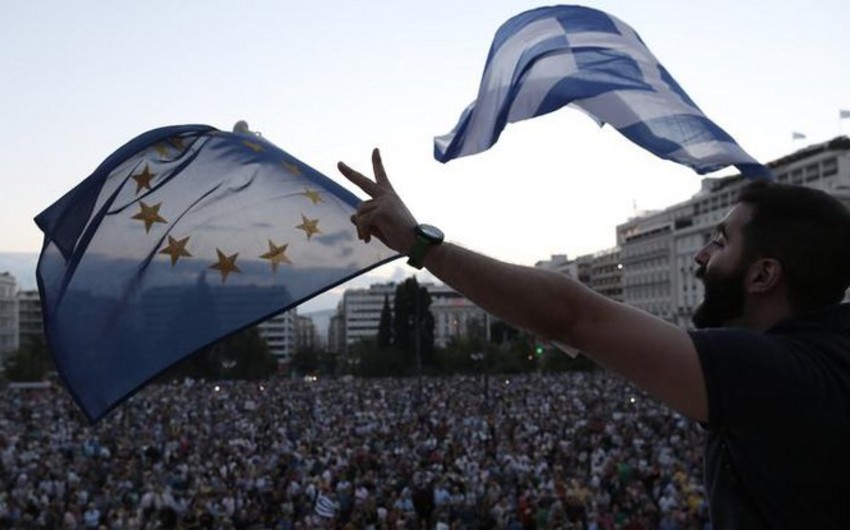 ​Yunanıstanda keçirilən referendum baş tutmuş hesab olunub