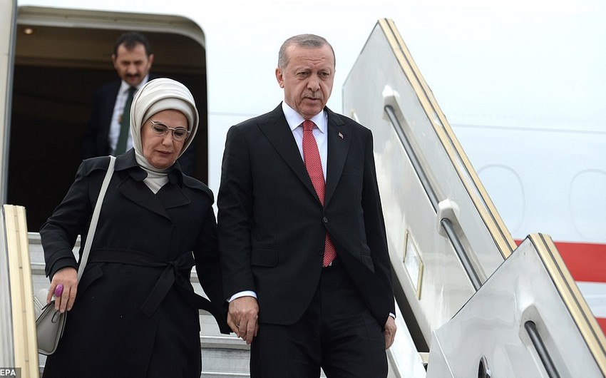 Recep Tayyip Erdogan arrives in Azerbaijan 