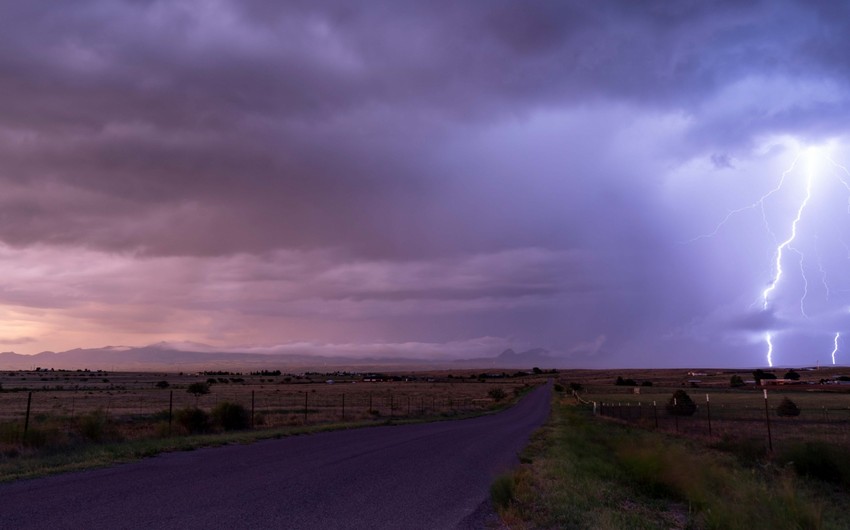 Lightning and hail expected in Azerbaijan’s districts