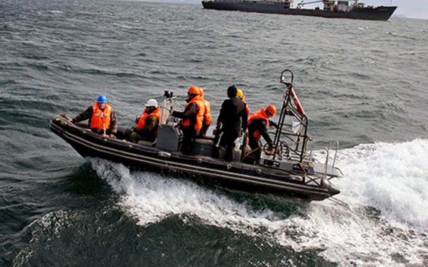 ​Russian Ministry of Emergency Situations: 4 Azeris saved from 'Dalniy Vostok' trawler