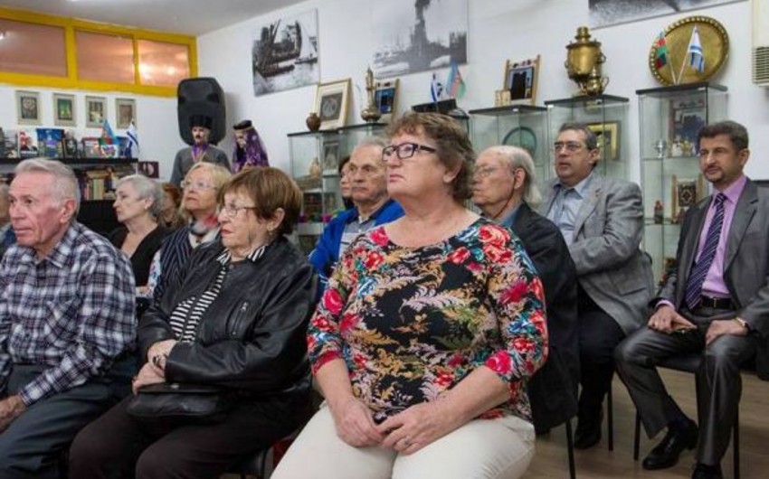 В Азербайджанском культурном центре в Израиле открылся вернисаж
