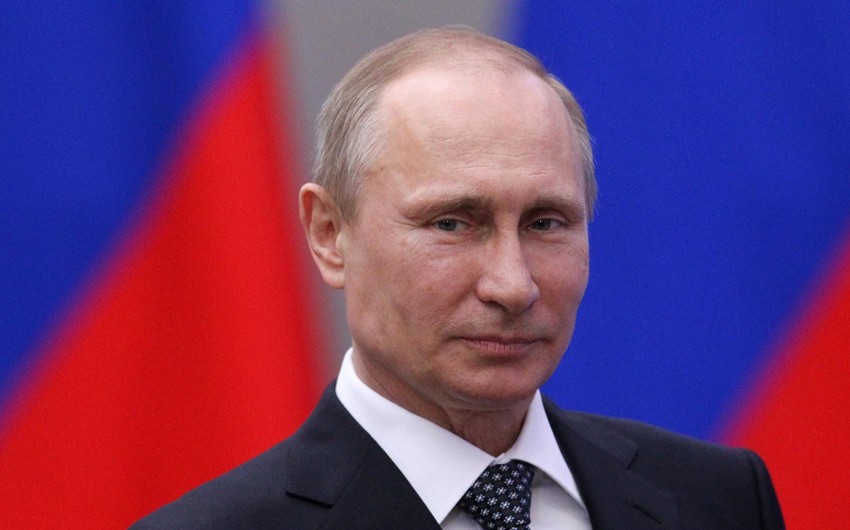 Путин поздравил Блаттера с переизбранием на пост президента ФИФА
