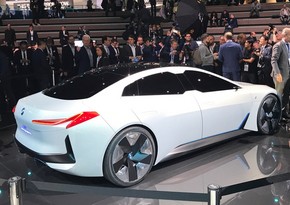 BMW elektromobil istehsalında hədəfləri müəyyənləşdirdi