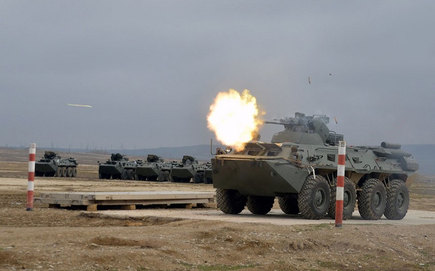 Часть доставленной из России в Азербайджан военной техники принята на вооружение - ВИДЕО