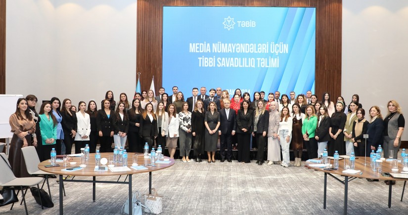 Media nümayəndələrinə “Tibbi savadlılıq” mövzusunda təlim keçirilib 