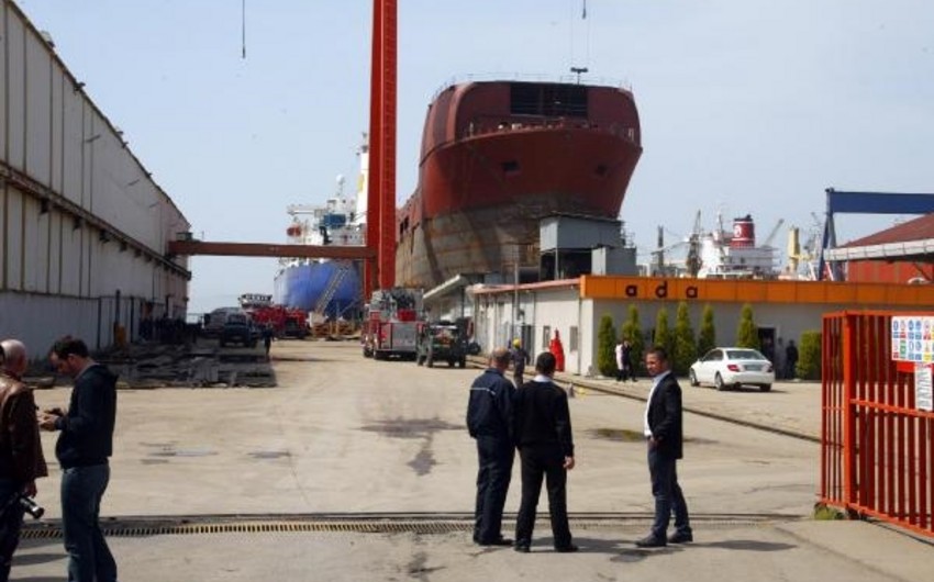 Five people suffer in explosion aboard vessel in Istanbul
