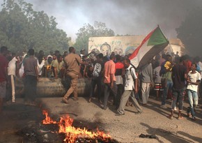 Число погибших при протестах в Судане достигло 80 человек