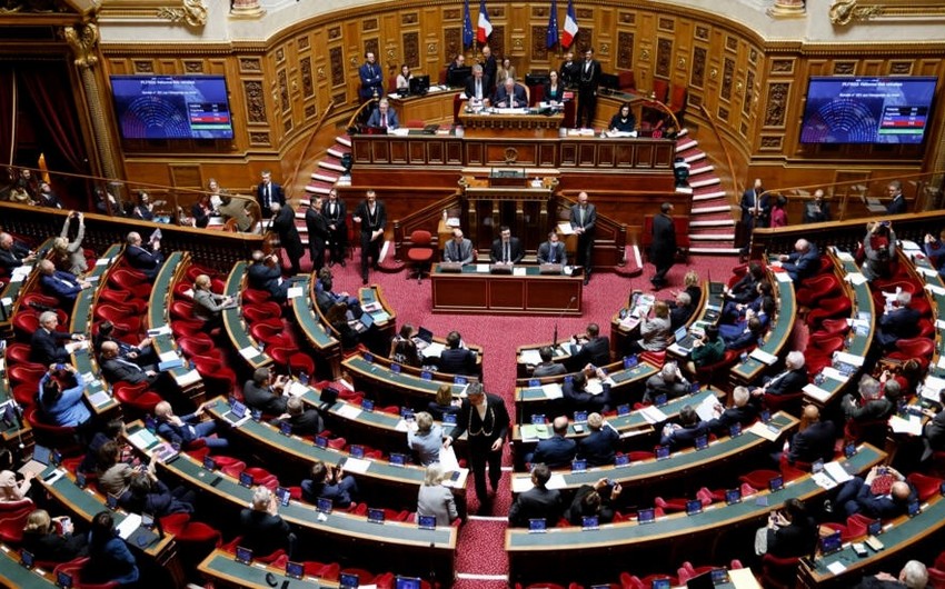 Французские депутаты увеличили для себя лимиты расходов