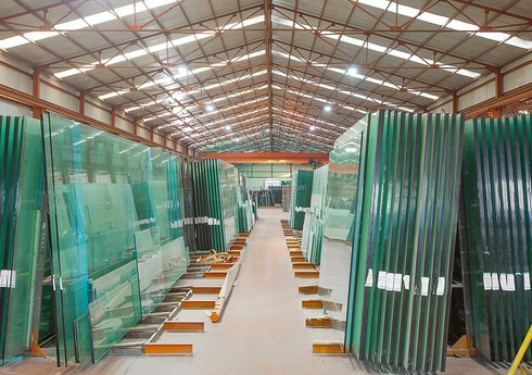 Азербайджан начал экспорт полированного стекла в Молдову