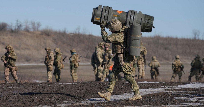 Украина получит от ряда стран пакет военной помощи на 1,4 млрд евро 