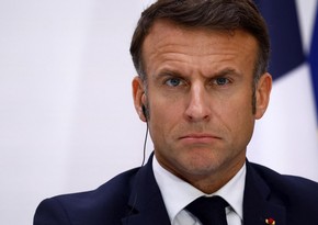 French far-right oppose leftist prime minister, complicating calculus for Macron