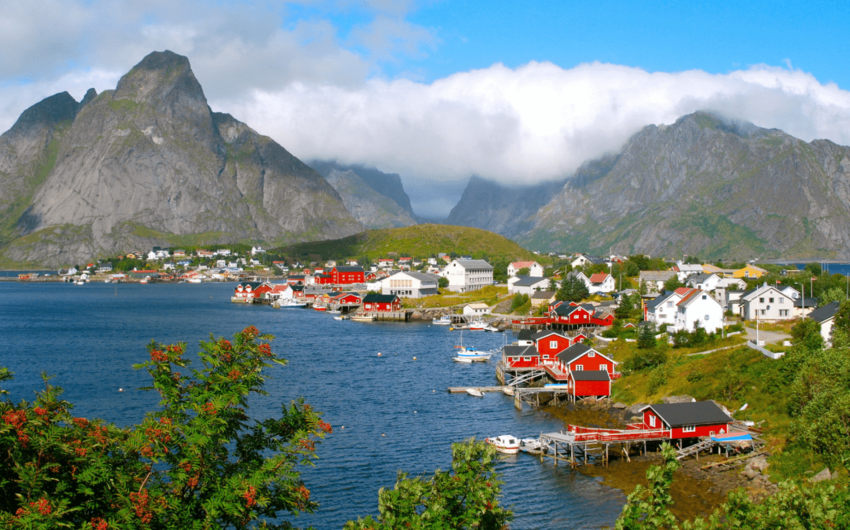 Norveç rusiyalı turistlərin ölkəyə girişinə qadağa qoya bilər