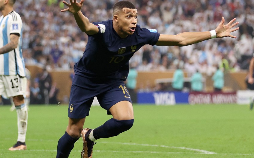 DÇ-2022: Mbappe Klinsmana çatıb, iki futbolçunu geridə qoyub