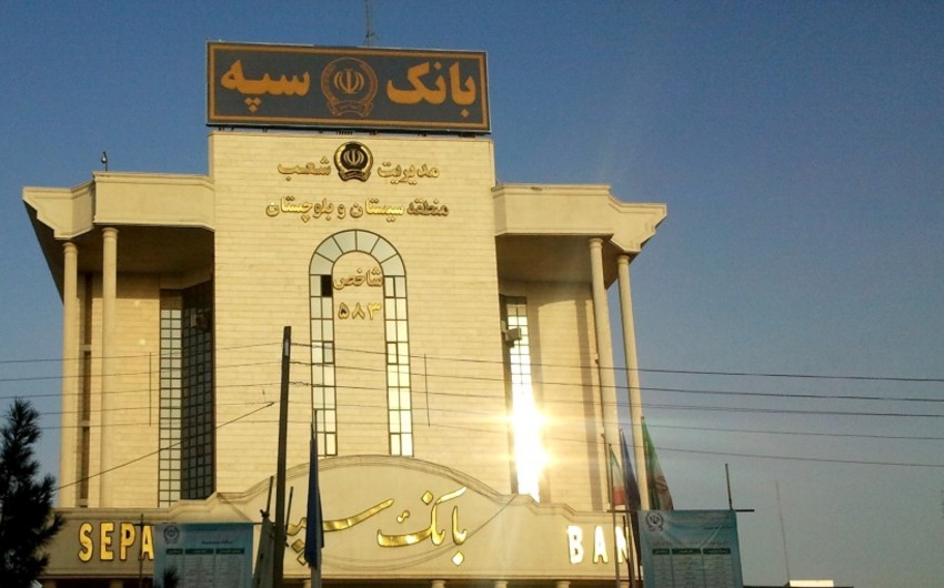İranın iki bankı ölkənin əsas hərbi strukturu ilə əməkdaşlıqdan imtina edib
