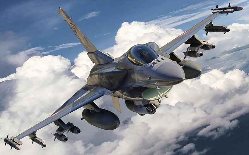 Səfir: ABŞ Ukraynaya “F-16” qırıcılarının tədarükü ideyasını dəstəkləyir