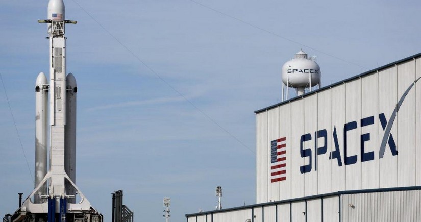 SpaceX получила разрешение на ускорители для запуска спутников-шпионов