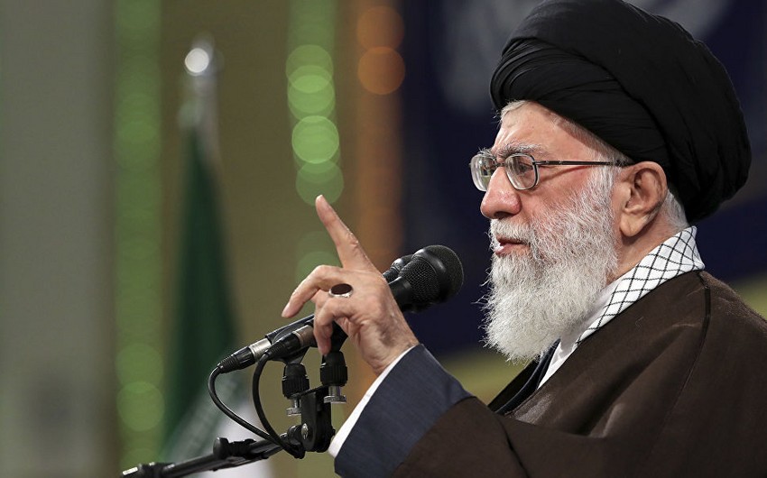 Аятолла Хаменеи впервые прокомментировал массовые протесты в Иране