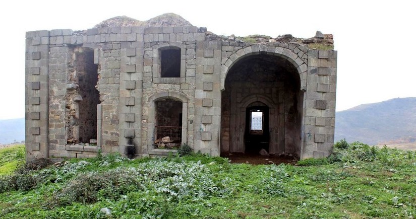 Füzulidəki Qoçəhmədli məscidinin bərpasına başlanılır