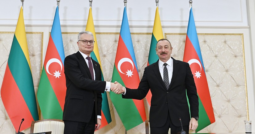 Azerbaijani, Lithuanian presidents make press statements