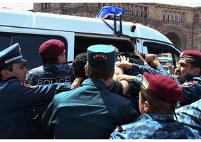 Yerevan police detain 30 protesters