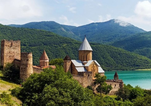 Доходы Грузии от туризма превысили 4 млрд долларов за год