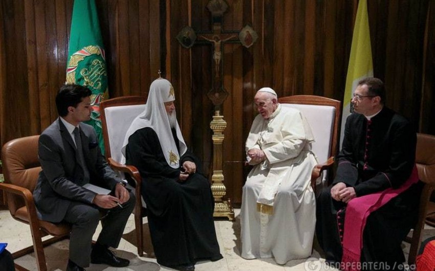 Pope Francis holds historic talks with Russian Orthodox Patriarch