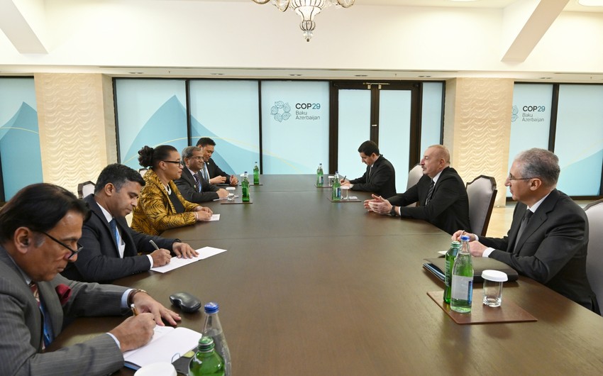 President Ilham Aliyev meets with Commonwealth Secretary-General