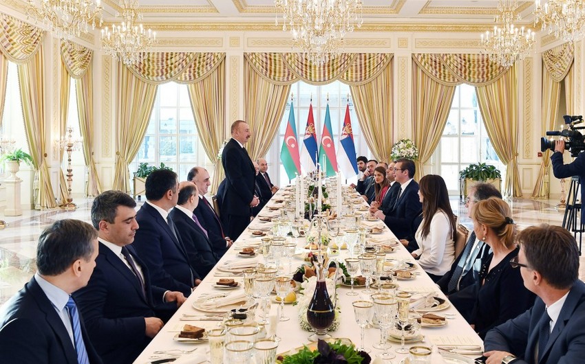Bakıda Serbiya prezidentinin şərəfinə rəsmi ziyafət verilib