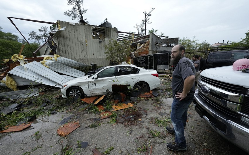Seven dead after powerful storms slam Houston, Texas