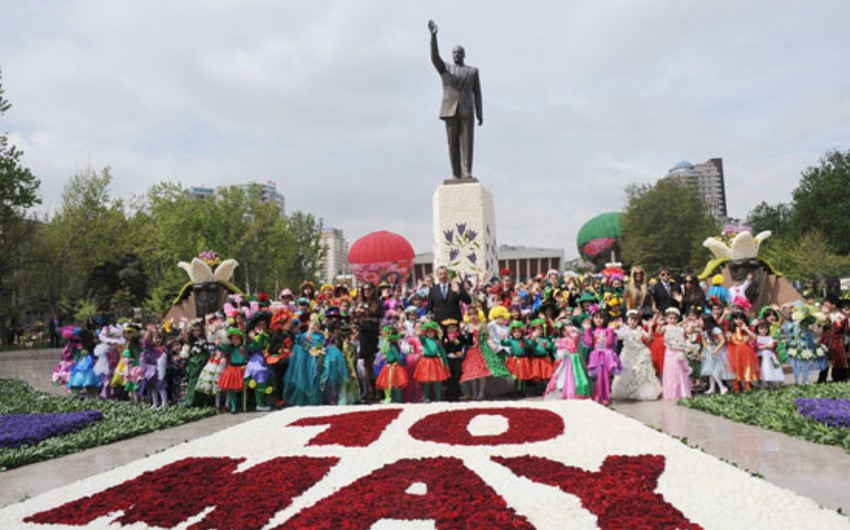 Baku City Executive Power invites residents and visitors to Flower Festival