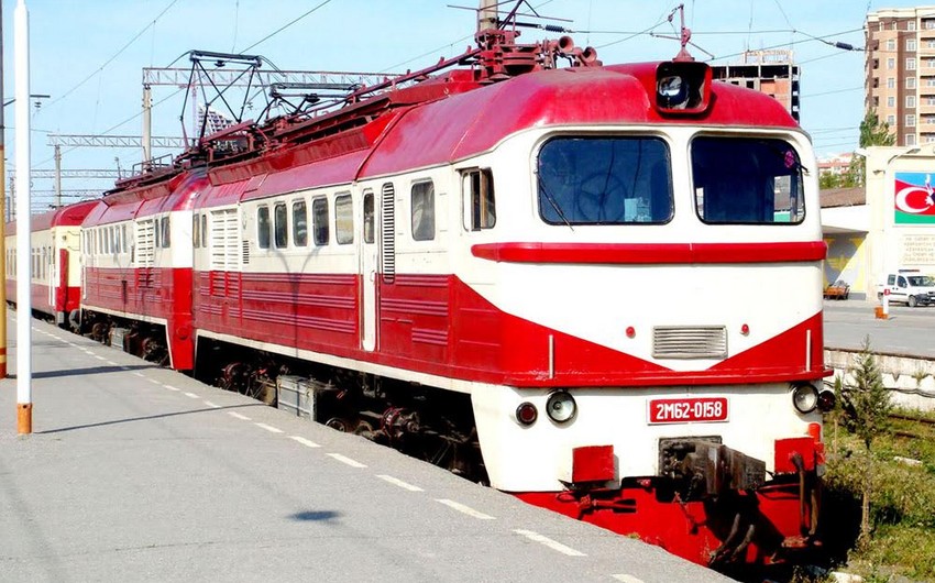 В Азербайджане поезда будут следовать через таможенно-пропускные пункты без остановки