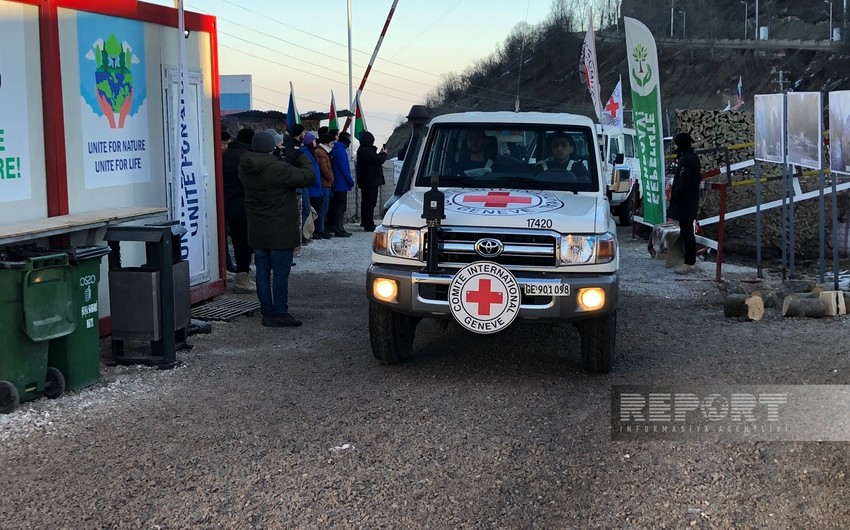 В Ханкенди беспрепятственно проехали автомобили МККК