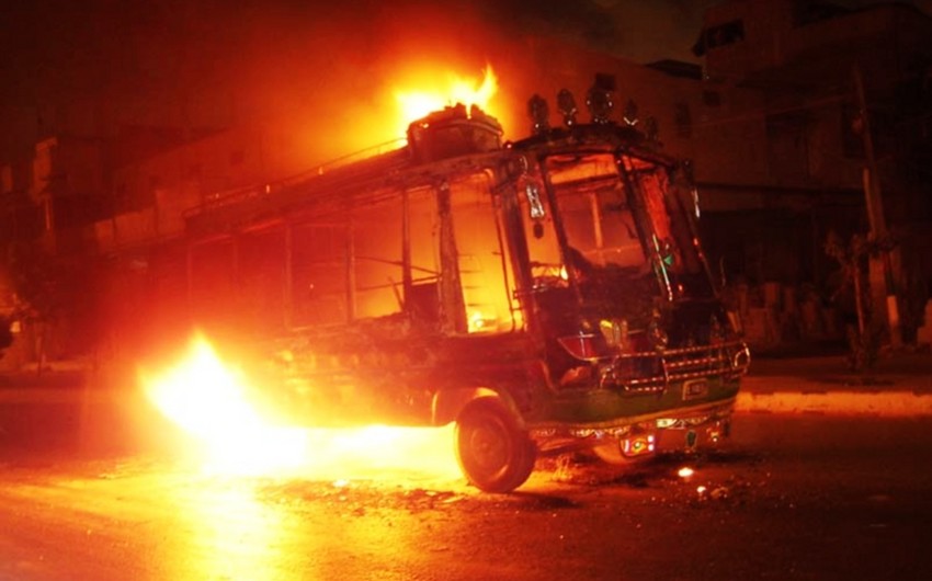 ​Çində sərnişin avtobusu yanıb, 14 nəfər ölüb