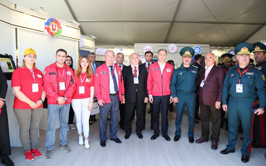 Dövlət rəsmiləri “TEKNOFEST Azərbaycan” festivalında AMEA-nın pavilyonunu ziyarət edib
