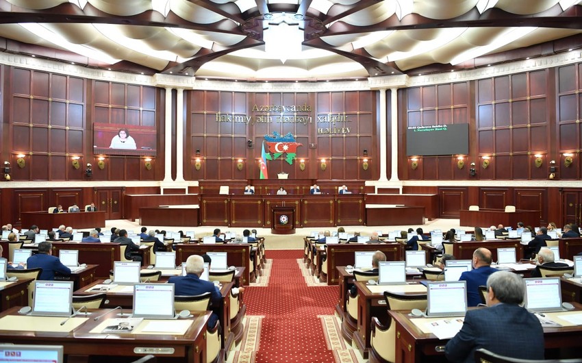 Azerbaijani Parliament adopts statement on resolution of French Senate - UPDATED