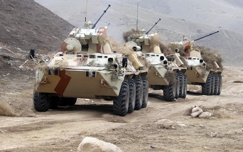 Rusiya Tacikistandakı hərbi arsenalını gücləndirir