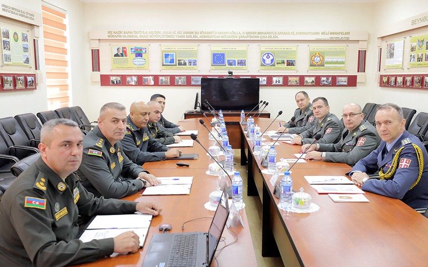 Делегации министерств обороны Азербайджана и Сербии обсудили разминирование