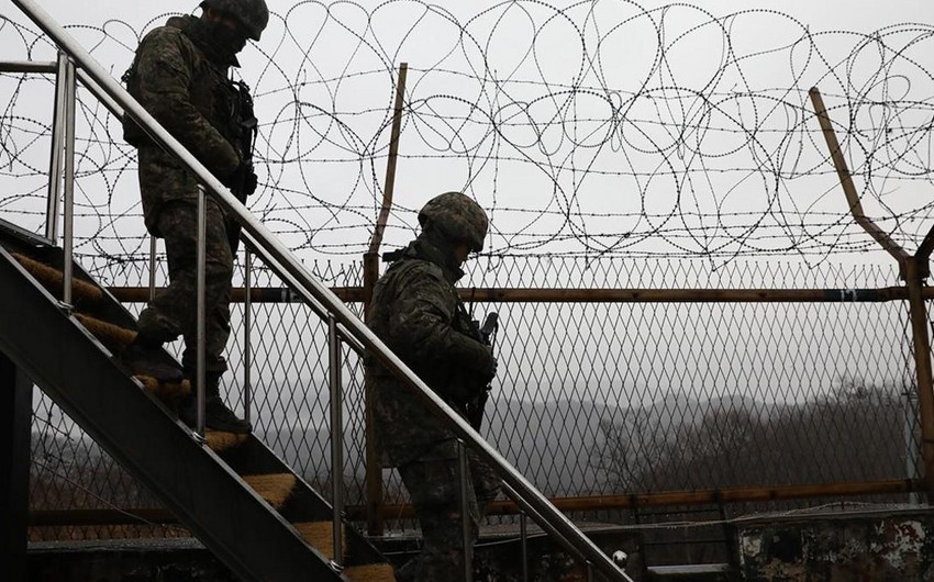 South Korea fires warning shots after North Korean soldiers crossed border