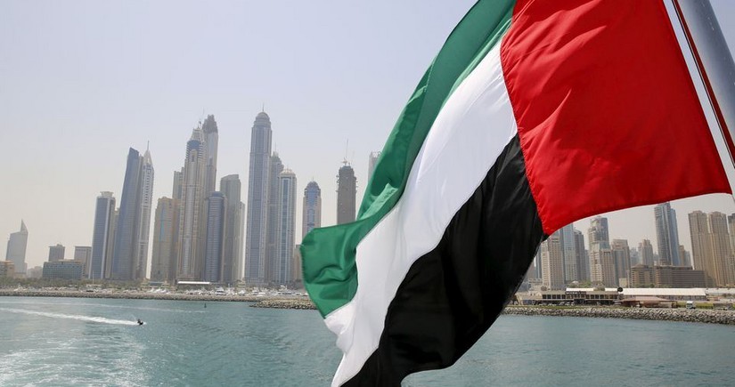 Жительницу ОАЭ оштрафовали за попытку покончить с собой