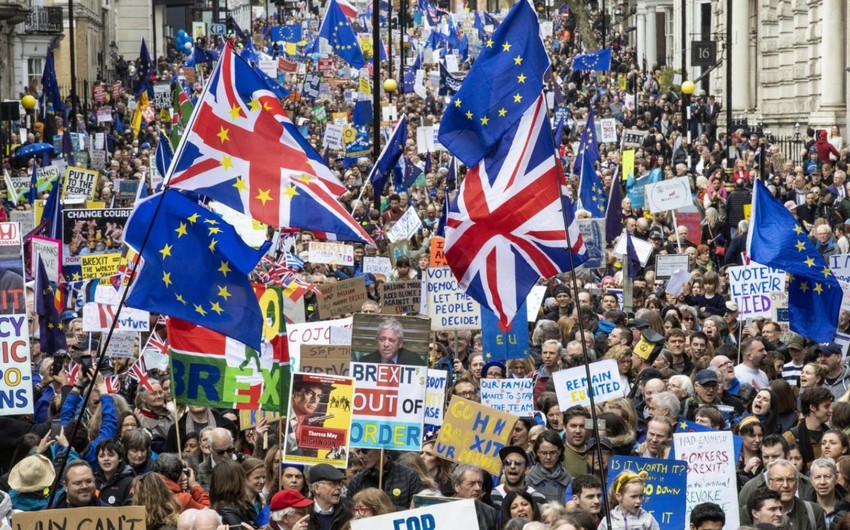Число участников марша в Лондоне достигло миллиона человек