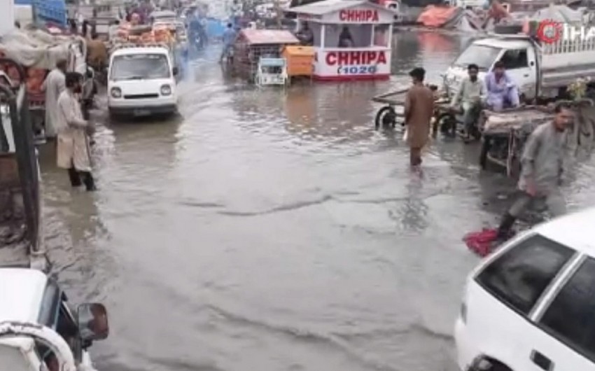 Селевые потоки в Пакистане, погибли 28 человек 