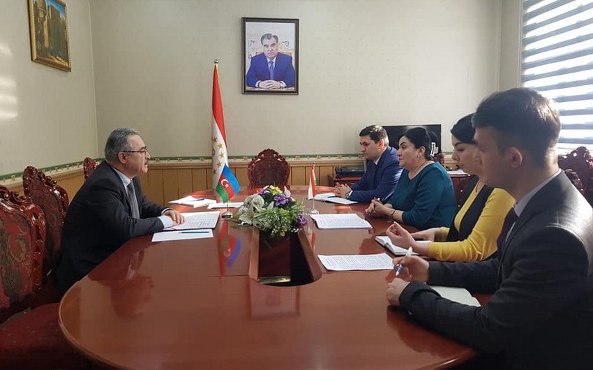 Azerbaijani ambassador meets Tajikistan's minister of culture