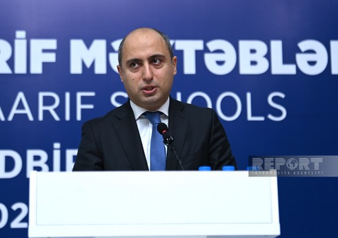 Эмин Амруллаев назвал недостаточным финансирование науки в Азербайджане
