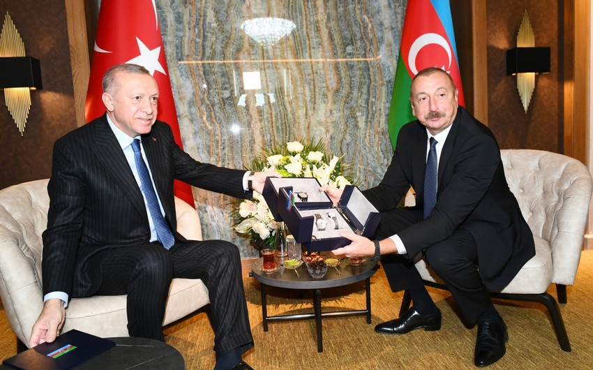 Turkey’s Erdogan gives Azerbaijani leader watch with Kharibulbul image