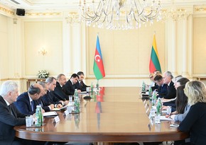 Azerbaijani, Lithuanian presidents hold expanded meeting